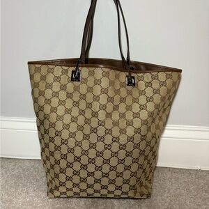 Gucci Beige and Brown Signature Tote